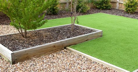 The Advantages of Lawn Edging in Turf Spell Gardens